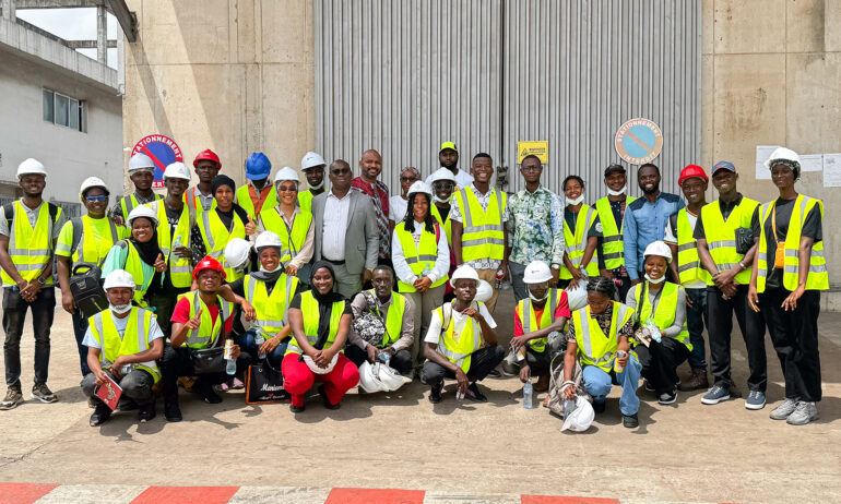 Découverte : Les étudiants  de l’Université Général Lansana Conté – Conakry Sonfonia (UGLC) en visite chez Métal Import